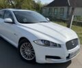 Белый Ягуар ХФ, объемом двигателя 2.2 л и пробегом 200 тыс. км за 12487 $, фото 1 на Automoto.ua