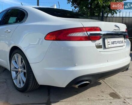 Білий Ягуар ХФ, об'ємом двигуна 3 л та пробігом 150 тис. км за 14690 $, фото 7 на Automoto.ua