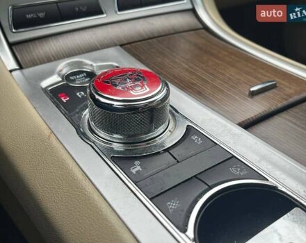 Белый Ягуар ХФ, объемом двигателя 3 л и пробегом 140 тыс. км за 14490 $, фото 21 на Automoto.ua