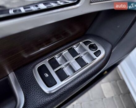 Белый Ягуар ХФ, объемом двигателя 2.18 л и пробегом 380 тыс. км за 10900 $, фото 34 на Automoto.ua