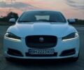 Белый Ягуар ХФ, объемом двигателя 2.2 л и пробегом 185 тыс. км за 15000 $, фото 1 на Automoto.ua
