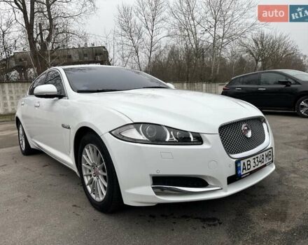 Белый Ягуар ХФ, объемом двигателя 2.18 л и пробегом 191 тыс. км за 11999 $, фото 4 на Automoto.ua