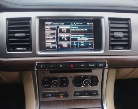 Білий Ягуар ХФ, об'ємом двигуна 3 л та пробігом 183 тис. км за 14000 $, фото 10 на Automoto.ua