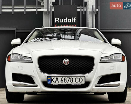 Білий Ягуар ХФ, об'ємом двигуна 3 л та пробігом 164 тис. км за 17500 $, фото 11 на Automoto.ua