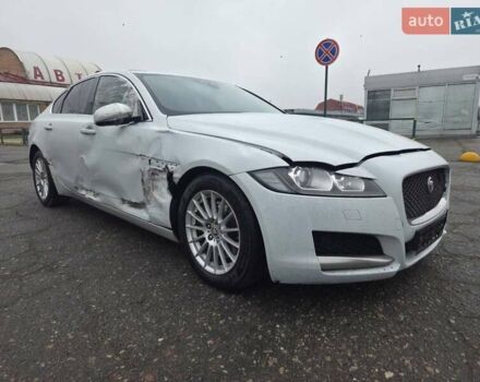 Белый Ягуар ХФ, объемом двигателя 2 л и пробегом 222 тыс. км за 7800 $, фото 2 на Automoto.ua