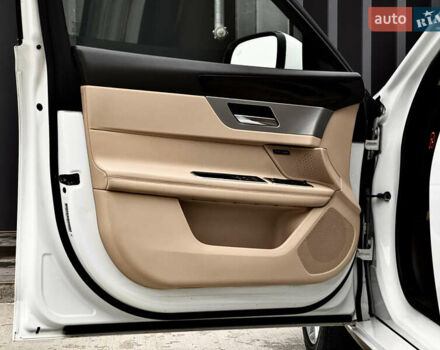 Білий Ягуар ХФ, об'ємом двигуна 3 л та пробігом 164 тис. км за 17500 $, фото 21 на Automoto.ua