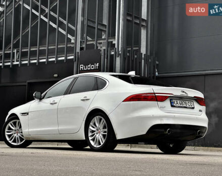 Білий Ягуар ХФ, об'ємом двигуна 3 л та пробігом 164 тис. км за 17500 $, фото 7 на Automoto.ua