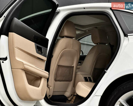 Білий Ягуар ХФ, об'ємом двигуна 3 л та пробігом 164 тис. км за 17500 $, фото 25 на Automoto.ua