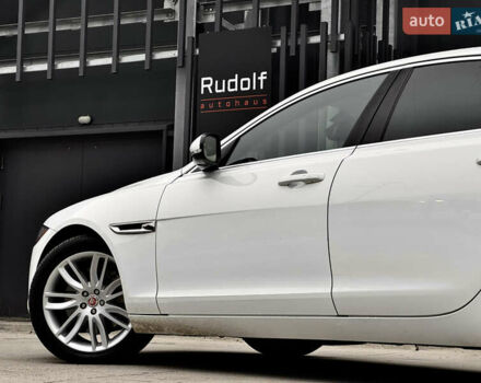 Білий Ягуар ХФ, об'ємом двигуна 3 л та пробігом 164 тис. км за 17500 $, фото 9 на Automoto.ua