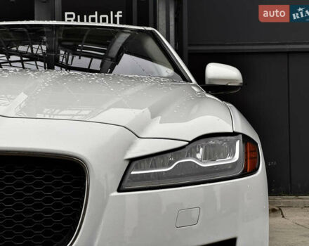 Білий Ягуар ХФ, об'ємом двигуна 3 л та пробігом 164 тис. км за 17500 $, фото 12 на Automoto.ua