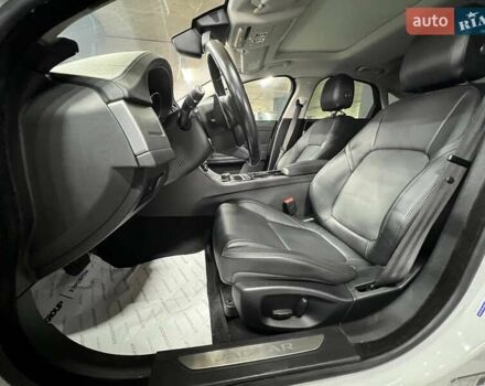 Білий Ягуар ХФ, об'ємом двигуна 2 л та пробігом 62 тис. км за 15500 $, фото 36 на Automoto.ua