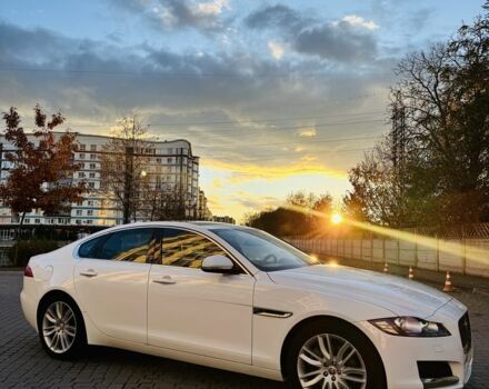 Ягуар ХФ 2016 в Ивано-Франковске на Automoto.ua Белый Ягуар ХФ, объемом двигателя 3 л и пробегом 72 тыс. км за 13300 $, фото 1 на Automoto.ua
