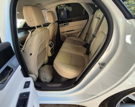 Білий Ягуар ХФ, об'ємом двигуна 2 л та пробігом 65 тис. км за 24500 $, фото 19 на Automoto.ua