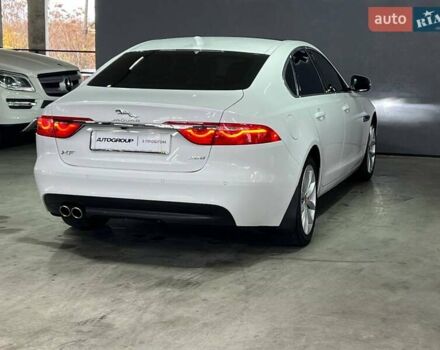 Білий Ягуар ХФ, об'ємом двигуна 2 л та пробігом 62 тис. км за 15500 $, фото 7 на Automoto.ua