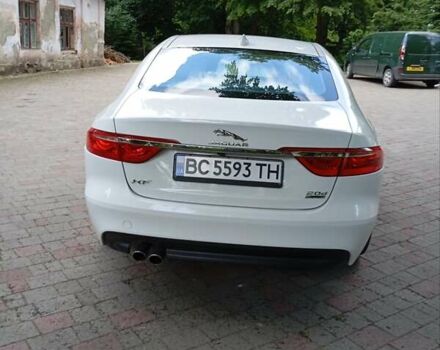 Білий Ягуар ХФ, об'ємом двигуна 2 л та пробігом 30 тис. км за 20000 $, фото 4 на Automoto.ua