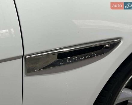 Білий Ягуар ХФ, об'ємом двигуна 2 л та пробігом 62 тис. км за 15500 $, фото 3 на Automoto.ua