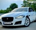 Белый Ягуар ХФ, объемом двигателя 2.99 л и пробегом 150 тыс. км за 32999 $, фото 1 на Automoto.ua
