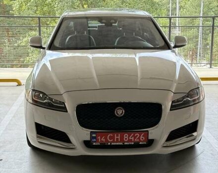 Білий Ягуар ХФ, об'ємом двигуна 2 л та пробігом 142 тис. км за 19500 $, фото 1 на Automoto.ua