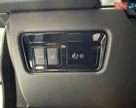 Белый Ягуар ХФ, объемом двигателя 2 л и пробегом 142 тыс. км за 17490 $, фото 15 на Automoto.ua