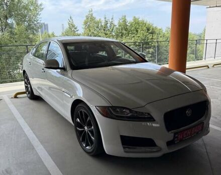Білий Ягуар ХФ, об'ємом двигуна 2 л та пробігом 142 тис. км за 19500 $, фото 6 на Automoto.ua
