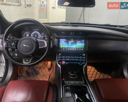 Белый Ягуар ХФ, объемом двигателя 2 л и пробегом 105 тыс. км за 18000 $, фото 15 на Automoto.ua