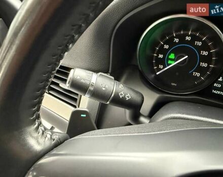 Белый Ягуар ХФ, объемом двигателя 2 л и пробегом 142 тыс. км за 17490 $, фото 16 на Automoto.ua