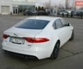 Белый Ягуар ХФ, объемом двигателя 2 л и пробегом 140 тыс. км за 15900 $, фото 4 на Automoto.ua