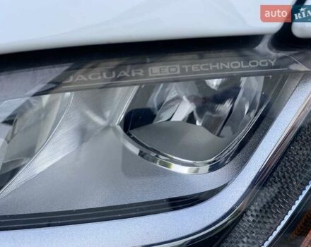 Белый Ягуар ХФ, объемом двигателя 2 л и пробегом 70 тыс. км за 20700 $, фото 12 на Automoto.ua