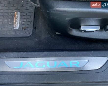 Белый Ягуар ХФ, объемом двигателя 2 л и пробегом 70 тыс. км за 20700 $, фото 19 на Automoto.ua