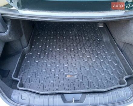 Белый Ягуар ХФ, объемом двигателя 2 л и пробегом 70 тыс. км за 20700 $, фото 24 на Automoto.ua