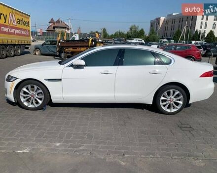 Белый Ягуар ХФ, объемом двигателя 2 л и пробегом 113 тыс. км за 14900 $, фото 3 на Automoto.ua