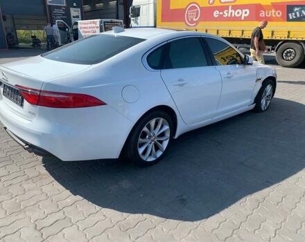 Белый Ягуар ХФ, объемом двигателя 2 л и пробегом 113 тыс. км за 14900 $, фото 6 на Automoto.ua