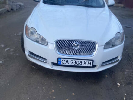 Ягуар ХФ 2010 в Умани на Automoto.ua Белый Ягуар ХФ, объемом двигателя 2.97 л и пробегом 300 тыс. км за 8500 $, фото 1 на Automoto.ua