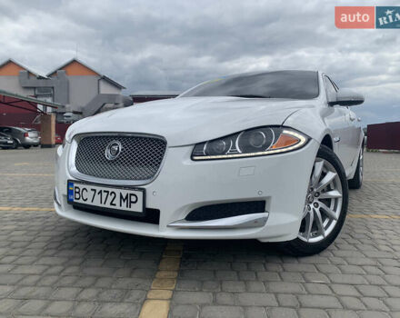 Белый Ягуар ХФ, объемом двигателя 2 л и пробегом 180 тыс. км за 12500 $, фото 1 на Automoto.ua