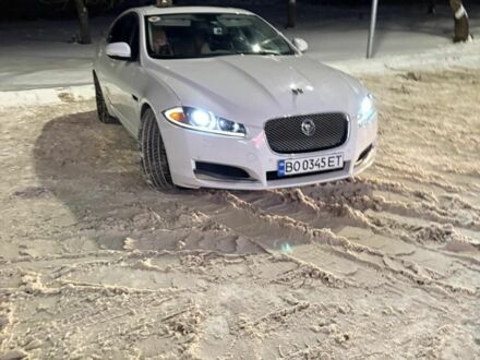 Білий Ягуар ХФ, об'ємом двигуна 2 л та пробігом 228 тис. км за 10416 $, фото 1 на Automoto.ua