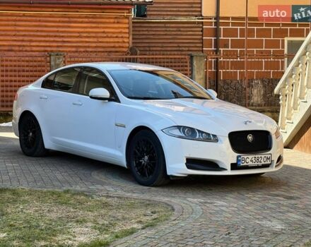 Белый Ягуар ХФ, объемом двигателя 3 л и пробегом 248 тыс. км за 14900 $, фото 1 на Automoto.ua