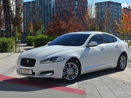 Белый Ягуар ХФ, объемом двигателя 0 л и пробегом 135 тыс. км за 14999 $, фото 1 на Automoto.ua