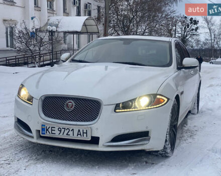 Белый Ягуар ХФ, объемом двигателя 2 л и пробегом 195 тыс. км за 15999 $, фото 1 на Automoto.ua