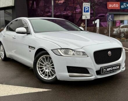 Белый Ягуар ХФ, объемом двигателя 2 л и пробегом 222 тыс. км за 13490 $, фото 1 на Automoto.ua
