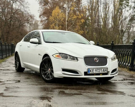 Белый Ягуар ХФ, объемом двигателя 2 л и пробегом 197 тыс. км за 14999 $, фото 1 на Automoto.ua