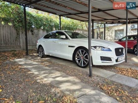 Білий Ягуар ХФ, об'ємом двигуна 2 л та пробігом 65 тис. км за 24500 $, фото 1 на Automoto.ua