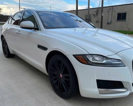 Белый Ягуар ХФ, объемом двигателя 3 л и пробегом 71 тыс. км за 14000 $, фото 1 на Automoto.ua