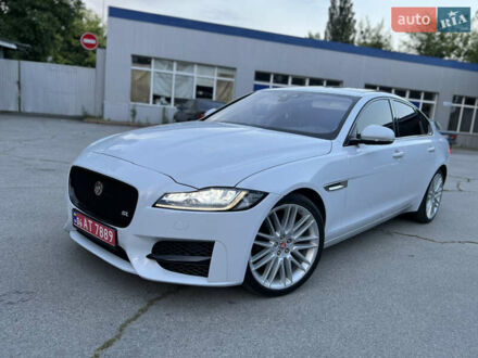 Ягуар ХФ 2017 в Житомире на Automoto.ua Белый Ягуар ХФ, объемом двигателя 2 л и пробегом 137 тыс. км за 16998 $, фото 1 на Automoto.ua