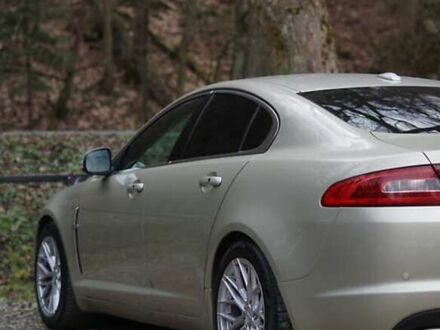 Ягуар ХФ 2008 у Вінниці на Automoto.ua Бежевий Ягуар ХФ, об'ємом двигуна 3 л та пробігом 195 тис. км за 9400 $, фото 1 на Automoto.ua