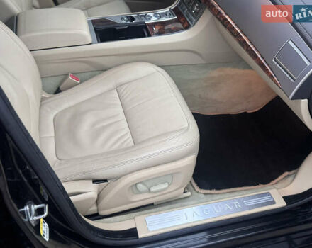 Черный Ягуар ХФ, объемом двигателя 2.72 л и пробегом 238 тыс. км за 7700 $, фото 34 на Automoto.ua