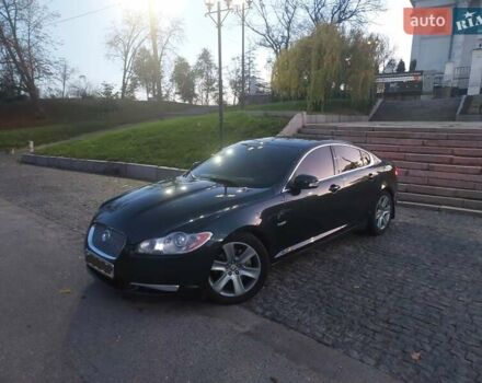 Черный Ягуар ХФ, объемом двигателя 2.97 л и пробегом 288 тыс. км за 7800 $, фото 2 на Automoto.ua