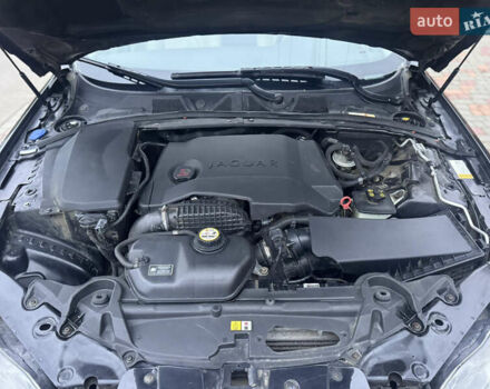 Черный Ягуар ХФ, объемом двигателя 2.72 л и пробегом 238 тыс. км за 7700 $, фото 45 на Automoto.ua