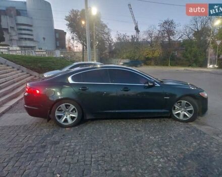 Черный Ягуар ХФ, объемом двигателя 2.97 л и пробегом 288 тыс. км за 7800 $, фото 11 на Automoto.ua