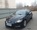 Черный Ягуар ХФ, объемом двигателя 2.97 л и пробегом 250 тыс. км за 7800 $, фото 6 на Automoto.ua