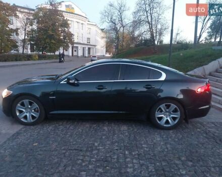 Черный Ягуар ХФ, объемом двигателя 2.97 л и пробегом 288 тыс. км за 7800 $, фото 9 на Automoto.ua